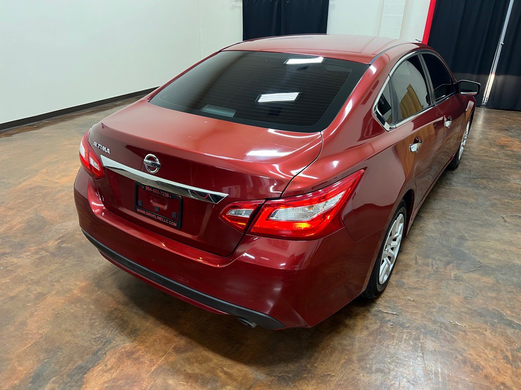 2017 Nissan Altima Image 45