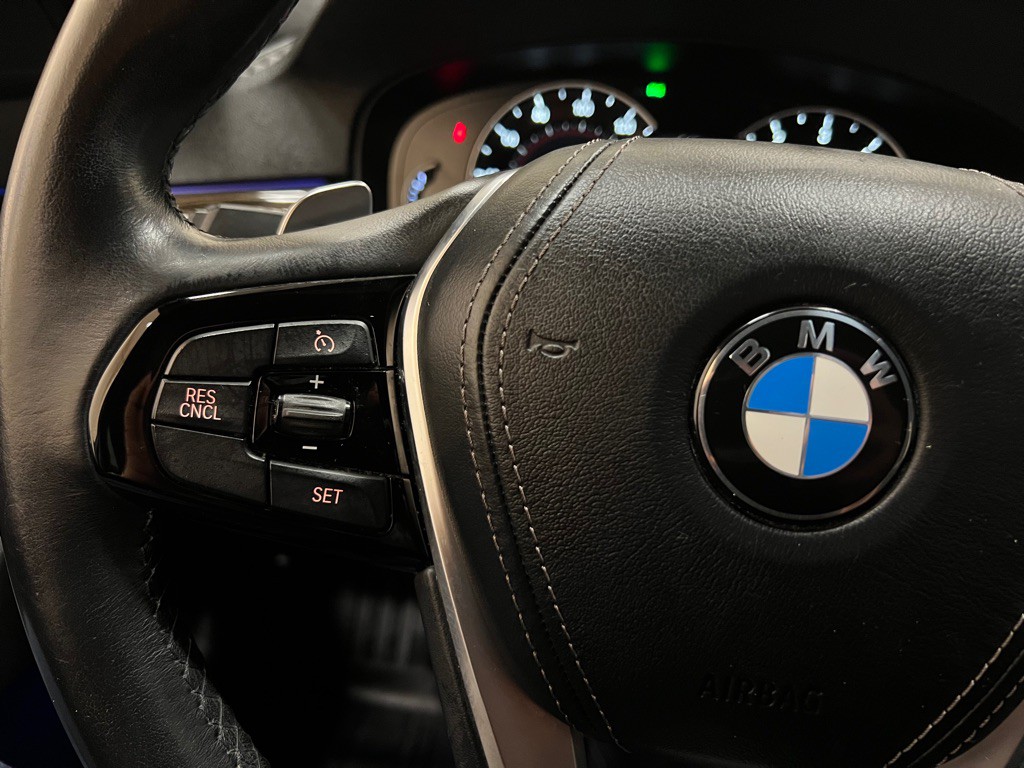 2018 BMW 5 Series Image 17