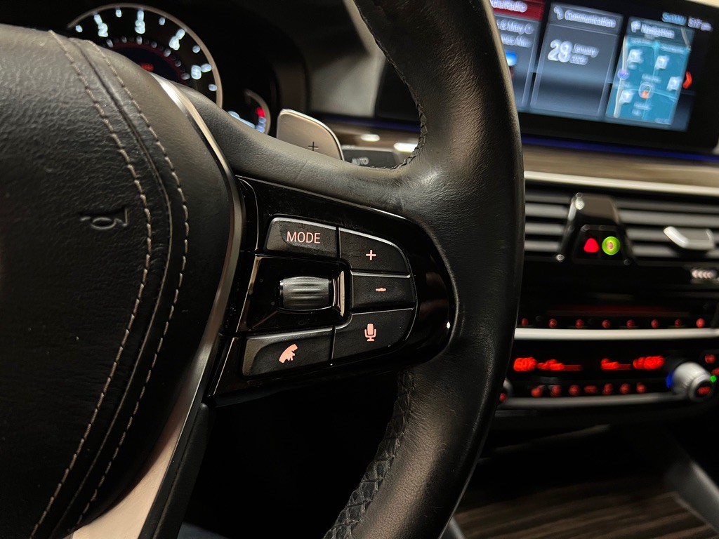 2018 BMW 5 Series Image 19