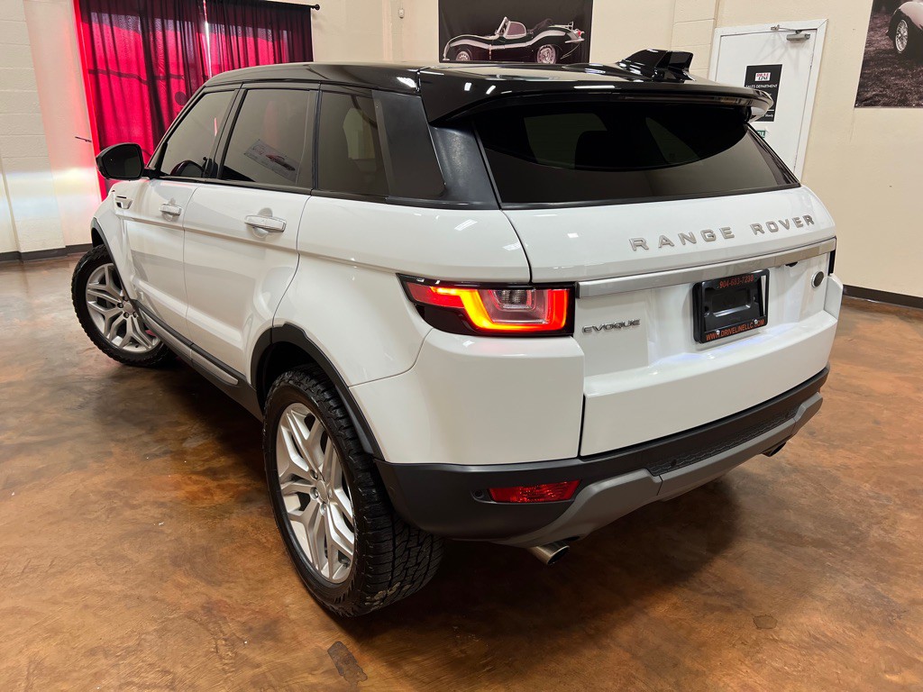 2018 Land Rover Range Rover Evoque Image 2