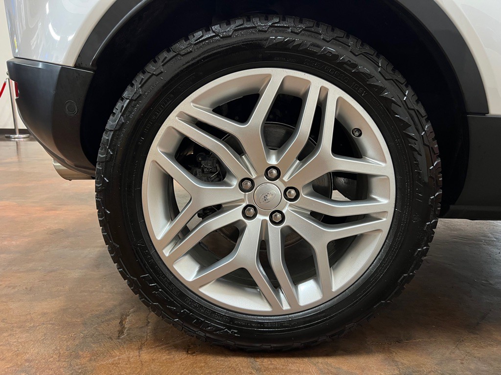 2018 Land Rover Range Rover Evoque Image 12