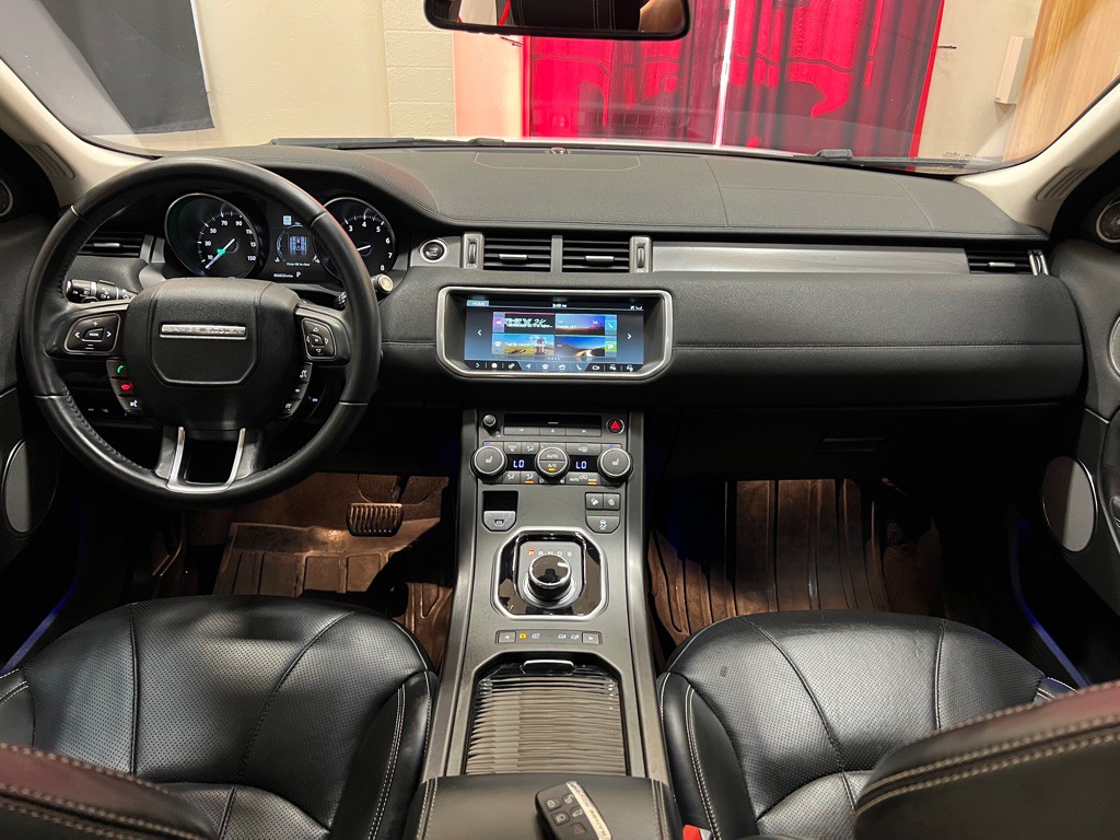 2018 Land Rover Range Rover Evoque Image 14