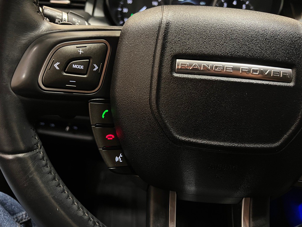 2018 Land Rover Range Rover Evoque Image 17