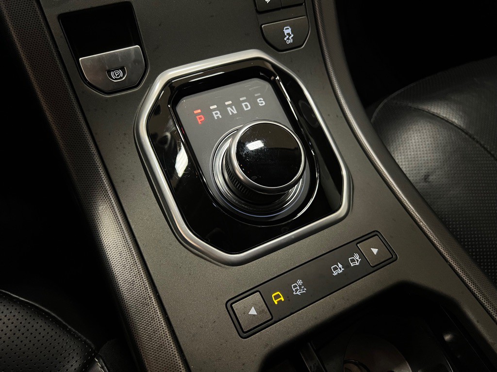 2018 Land Rover Range Rover Evoque Image 27