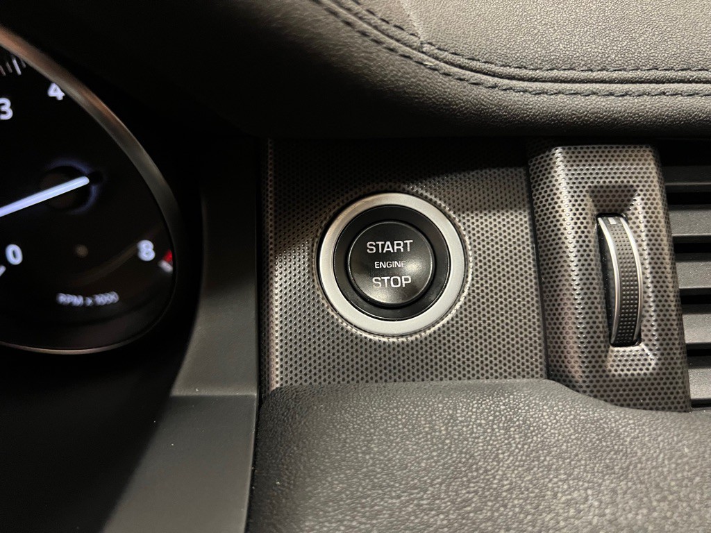 2018 Land Rover Range Rover Evoque Image 28