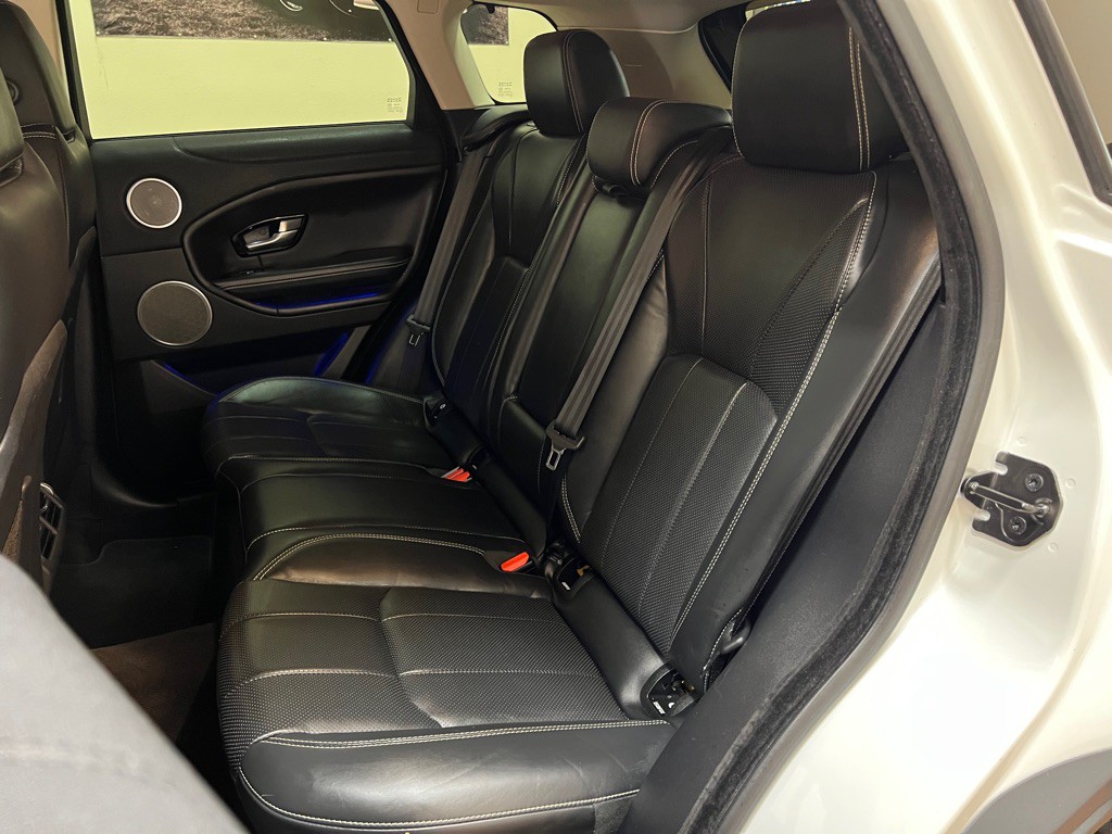 2018 Land Rover Range Rover Evoque Image 34