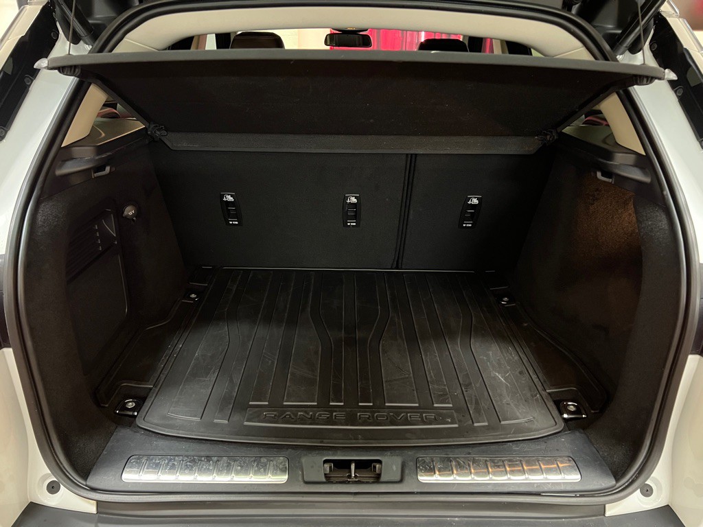 2018 Land Rover Range Rover Evoque Image 38