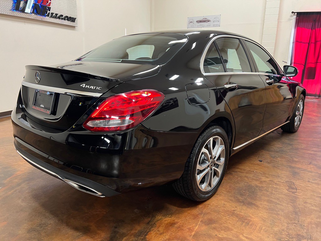 2018 Mercedes-Benz C-Class Image 9