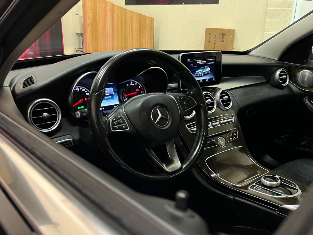 2018 Mercedes-Benz C-Class Image 15