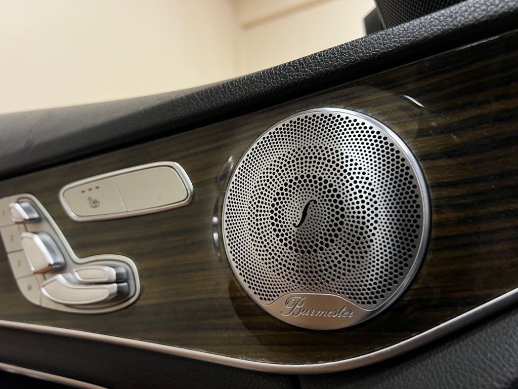 2018 Mercedes-Benz C-Class Image 19