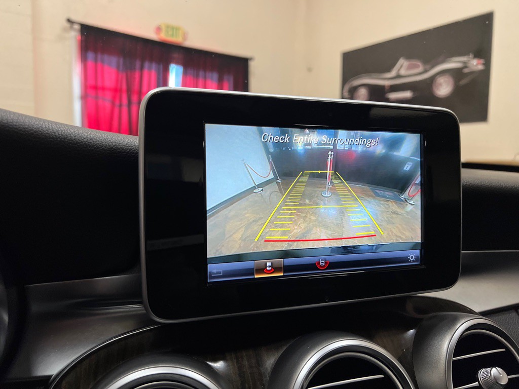 2018 Mercedes-Benz C-Class Image 25