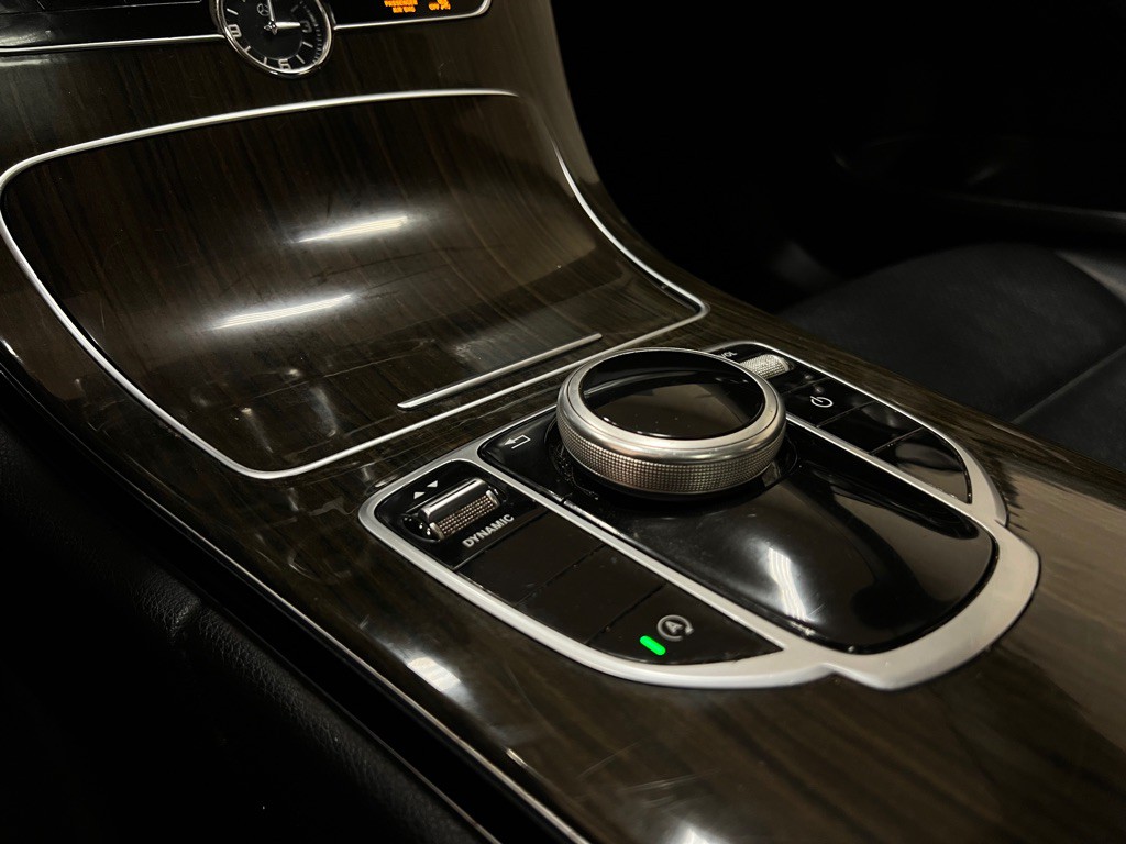 2018 Mercedes-Benz C-Class Image 26