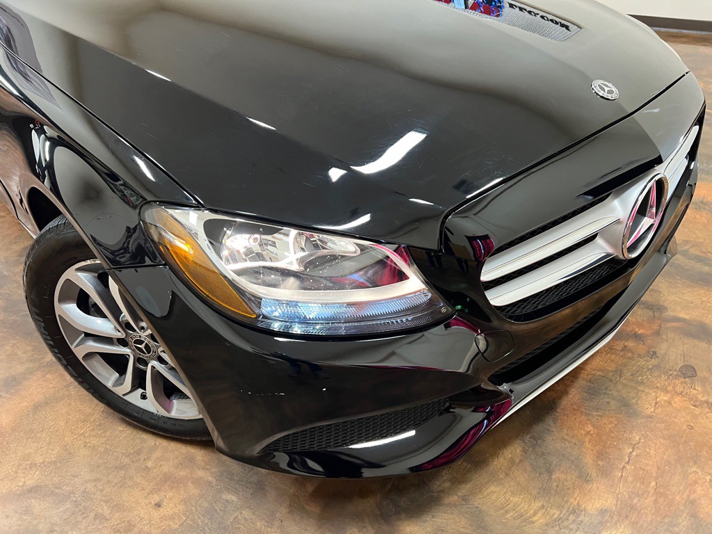 2018 Mercedes-Benz C-Class Image 40