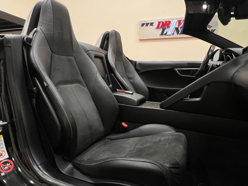 2019 Jaguar F-TYPE Image 41