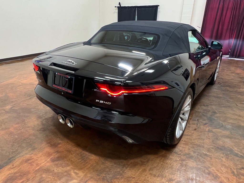 2019 Jaguar F-TYPE Image 53