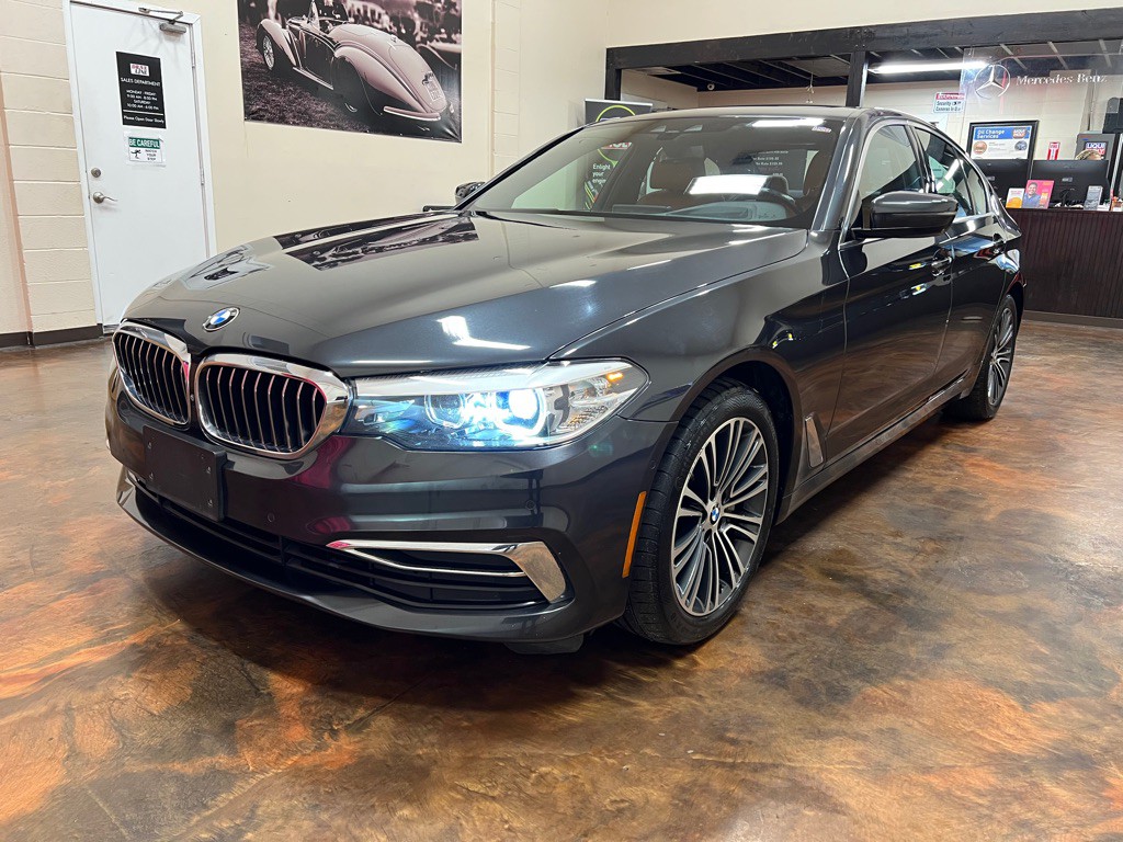 2019 BMW 5 Series Image 5