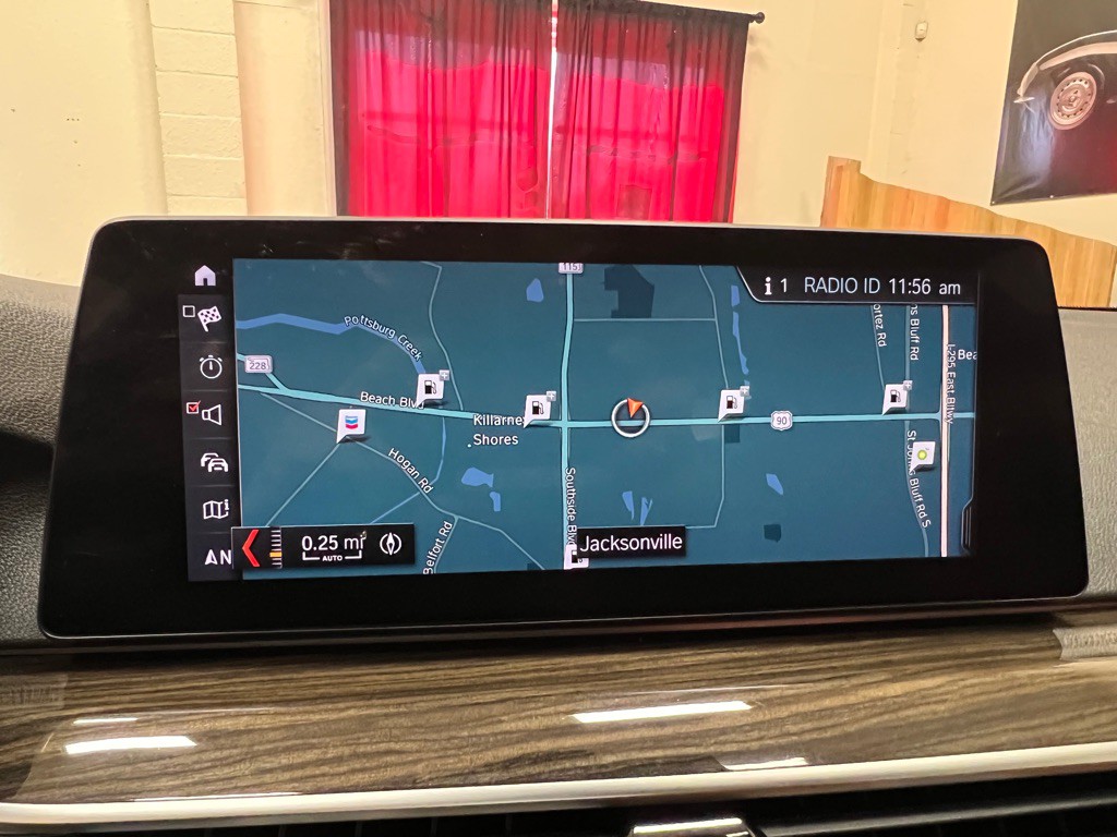 2019 BMW 5 Series Image 24