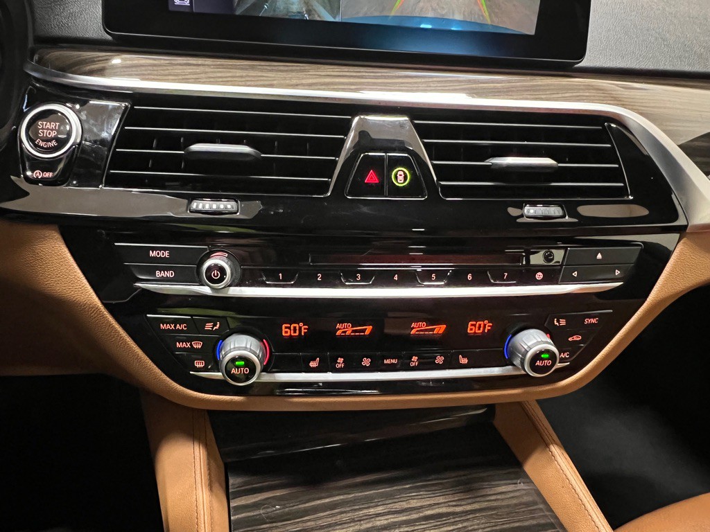 2019 BMW 5 Series Image 27