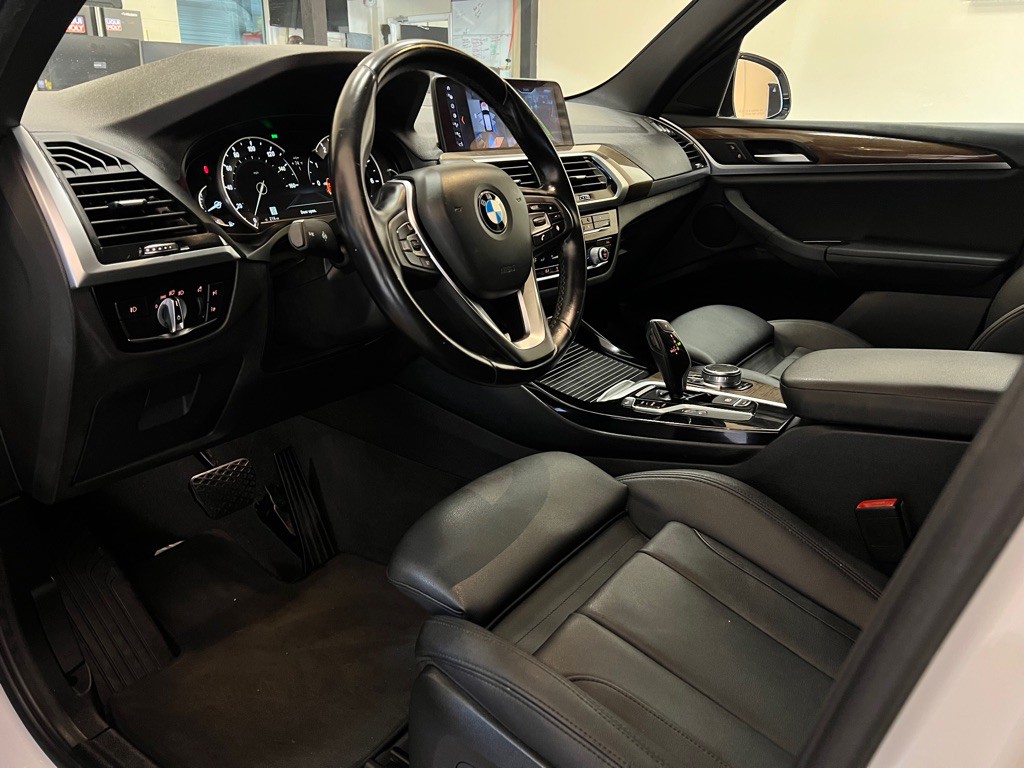 2019 BMW X3 Image 28