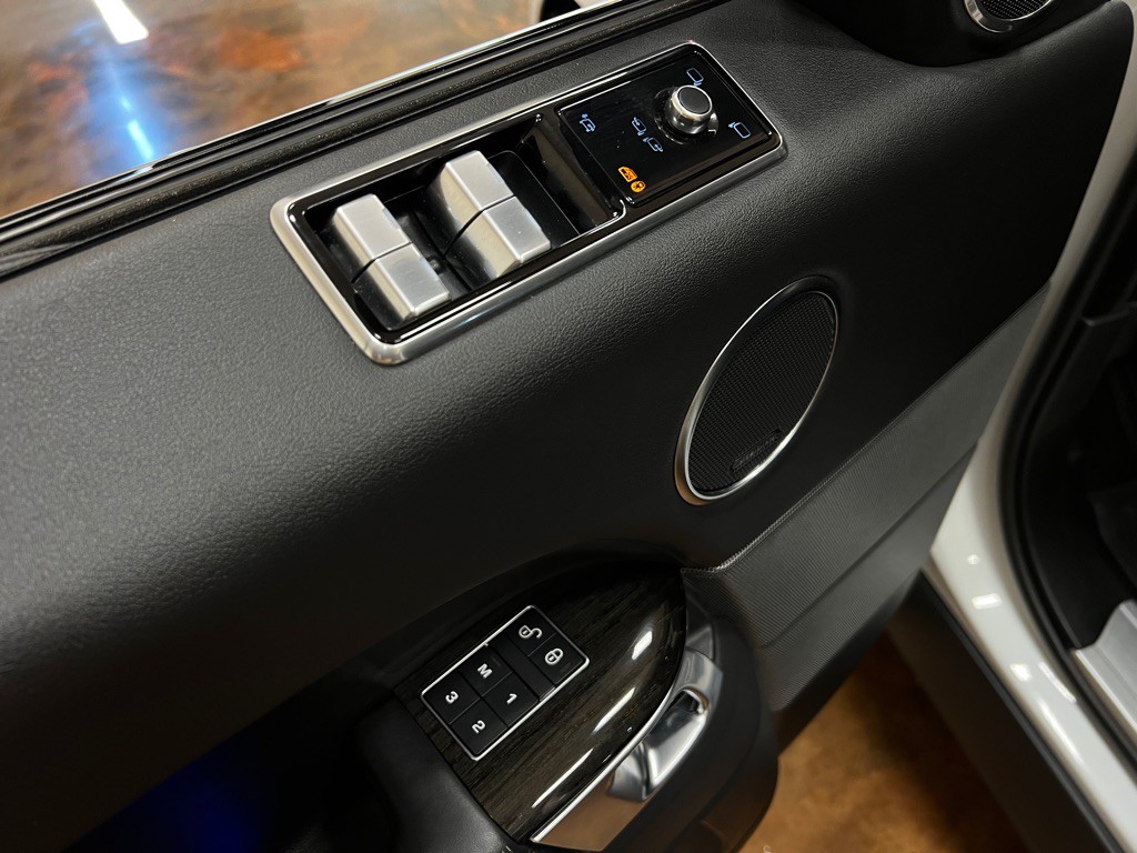 2019 Land Rover Range Rover Sport Image 18