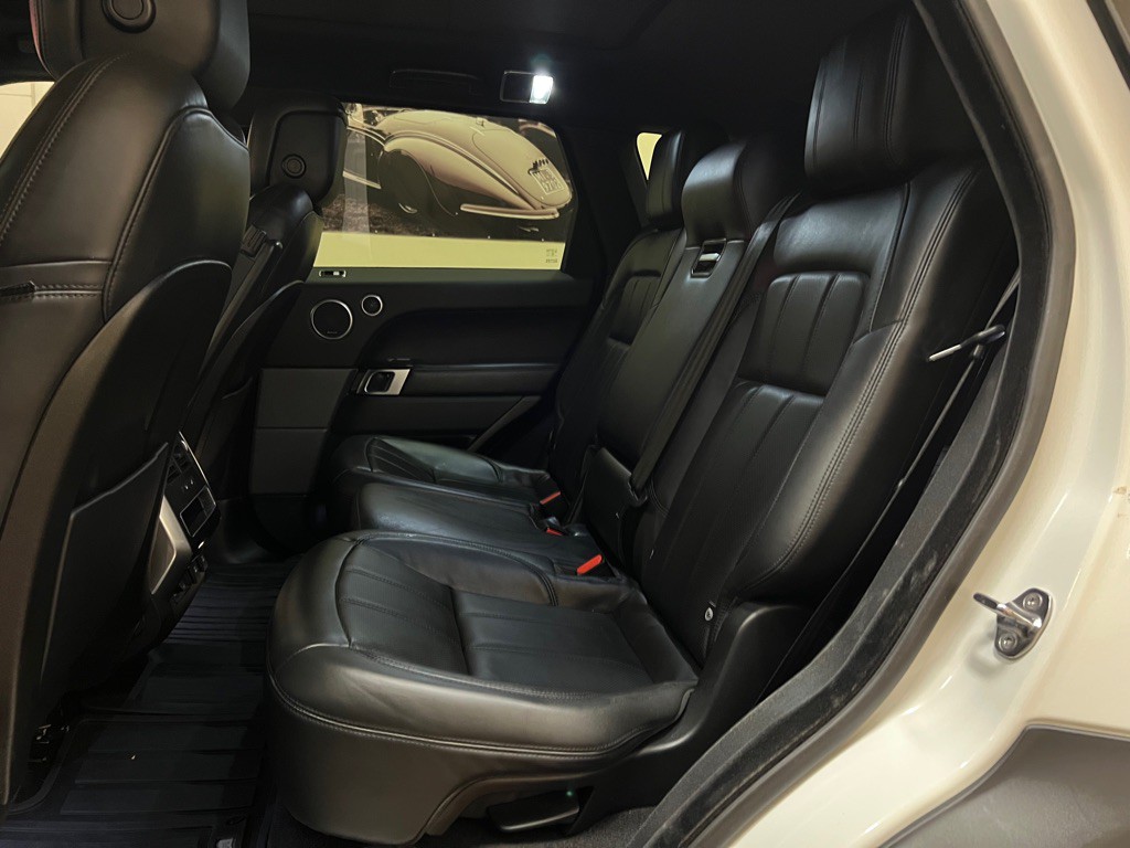 2019 Land Rover Range Rover Sport Image 32