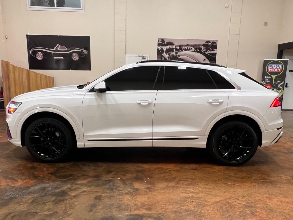 2021 Audi Q8 Image 6