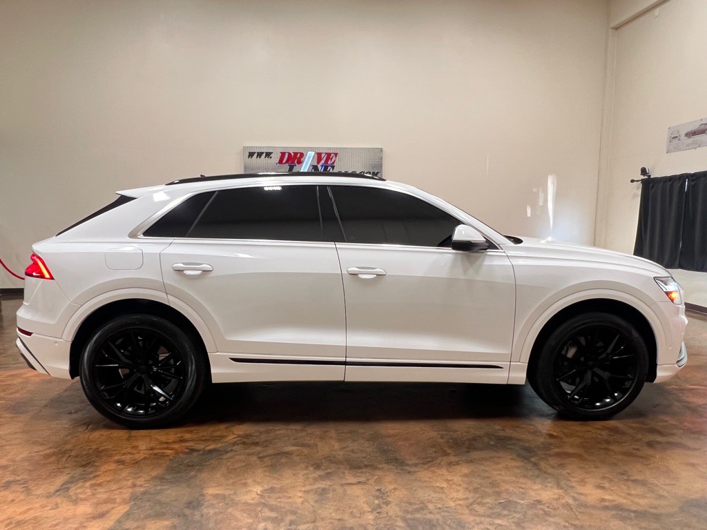 2021 Audi Q8 Image 10