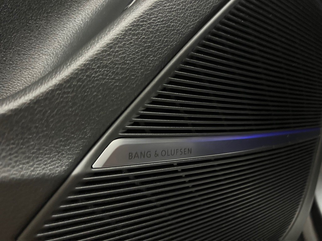 2021 Audi Q8 Image 22