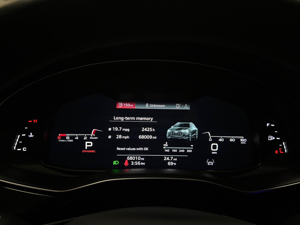 2021 Audi Q8 Image 24