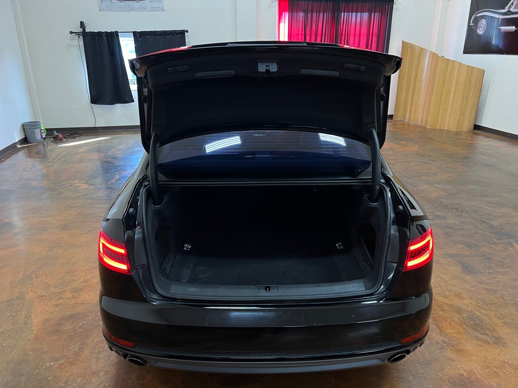 2018 Audi A4 Image 14