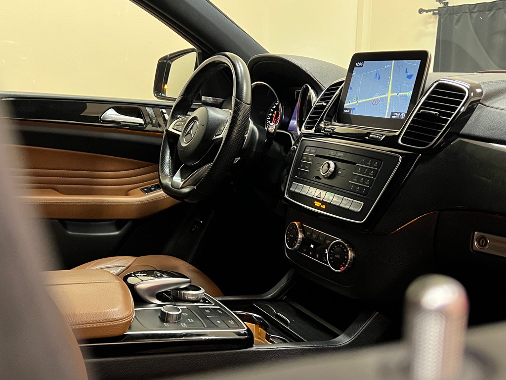 2019 Mercedes-Benz GLE-Class Image 21