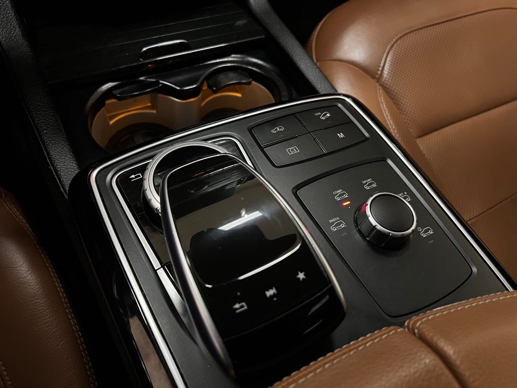 2019 Mercedes-Benz GLE-Class Image 30