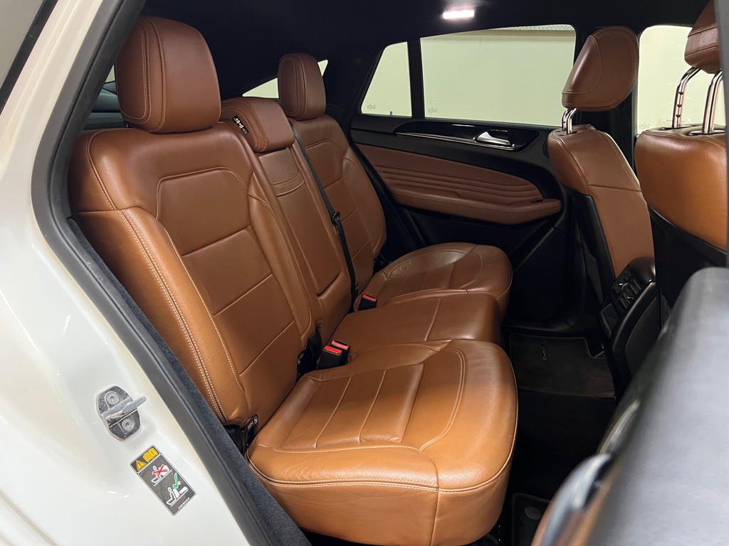 2019 Mercedes-Benz GLE-Class Image 35
