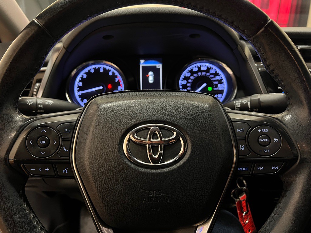 2019 Toyota Camry Image 21