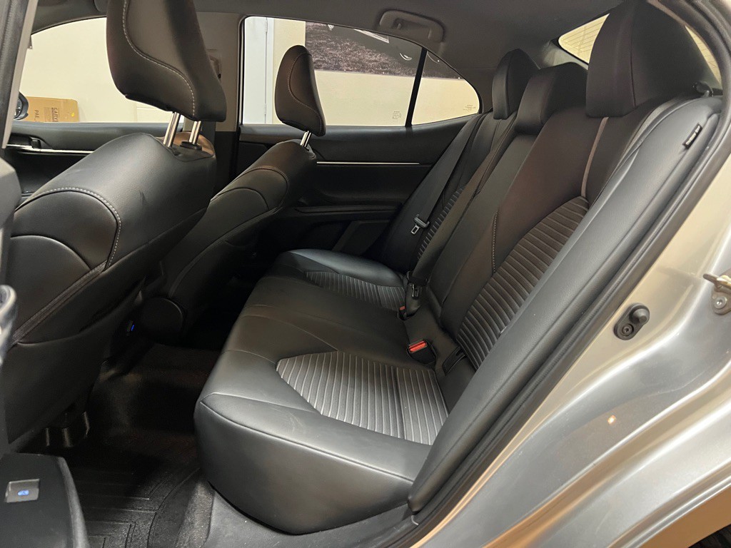 2019 Toyota Camry Image 29