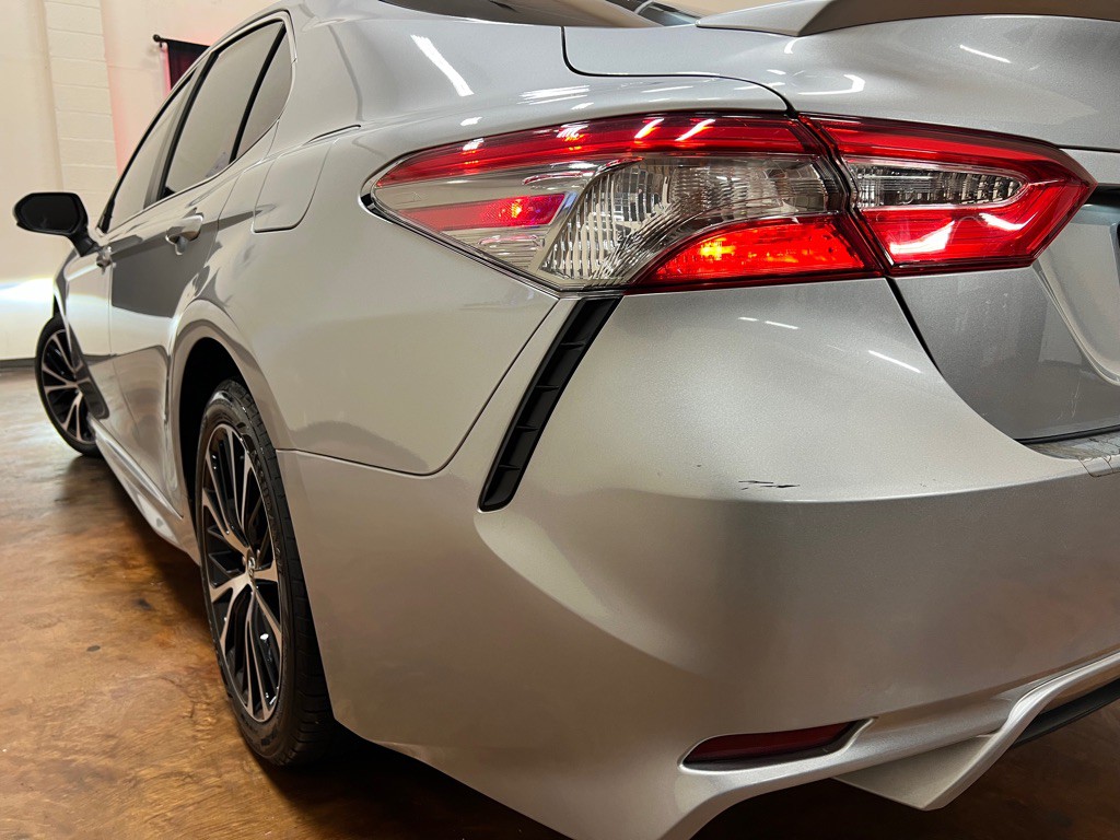 2019 Toyota Camry Image 39