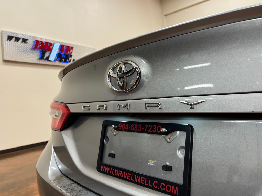 2019 Toyota Camry Image 41