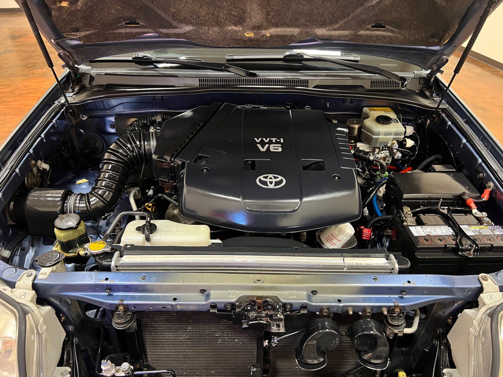 2003 Toyota 4Runner Image 13