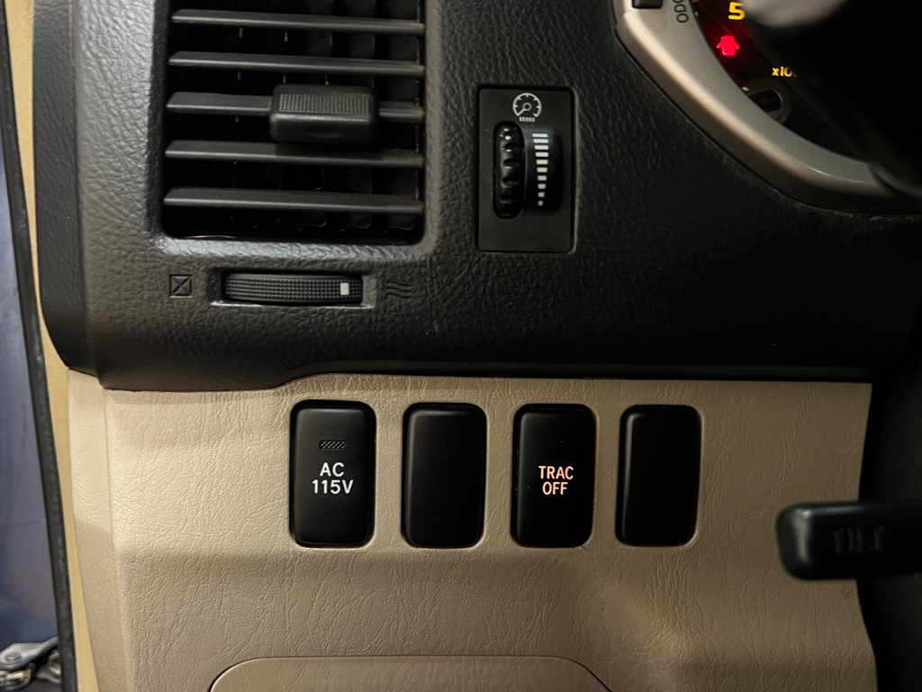 2003 Toyota 4Runner Image 18