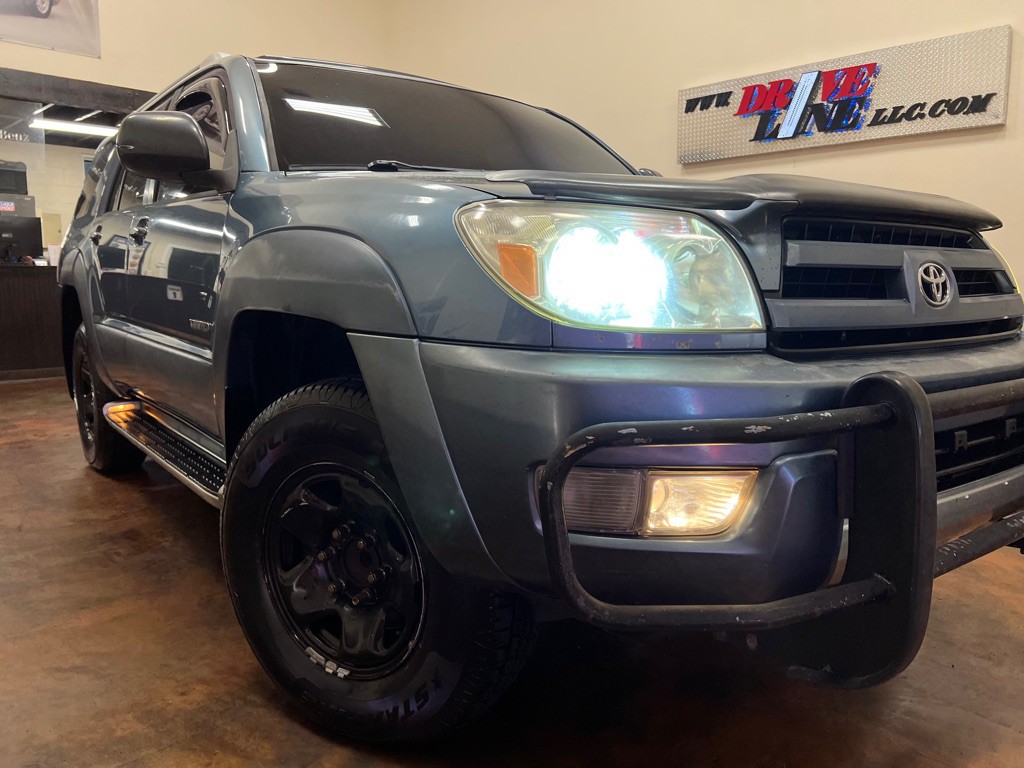 2003 Toyota 4Runner Image 25