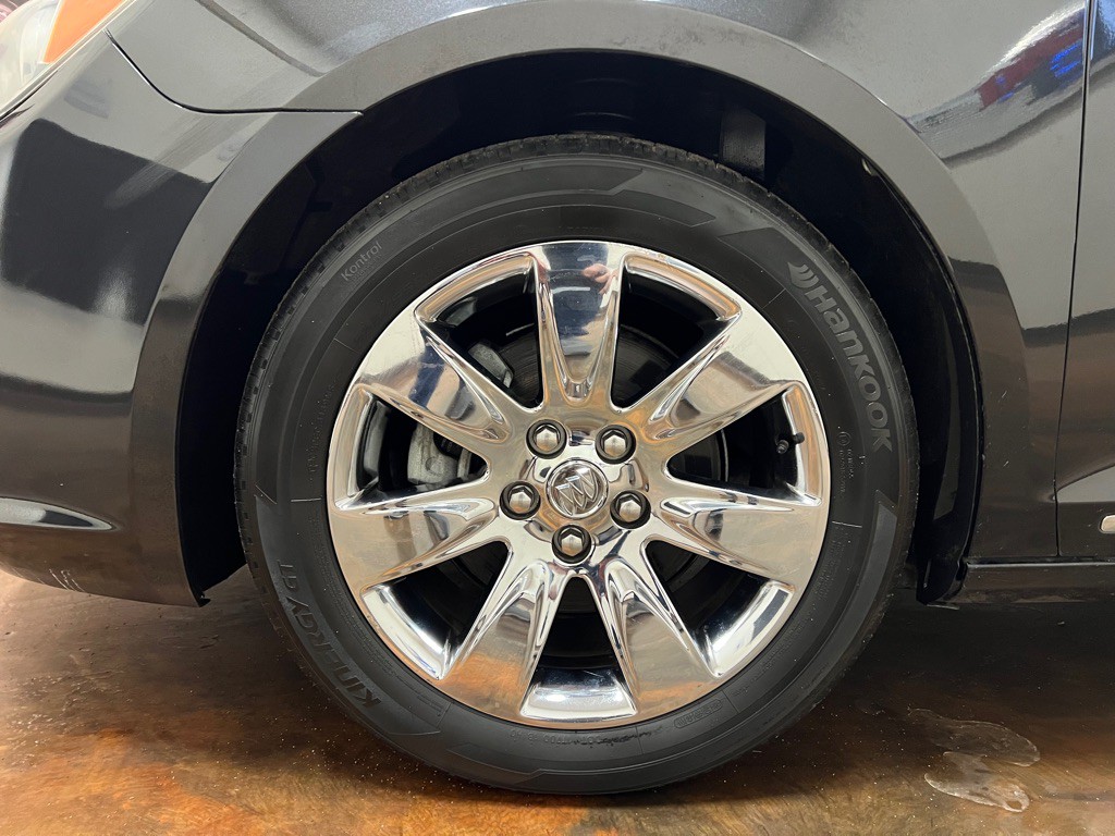 2012 Buick Lacrosse Image 10