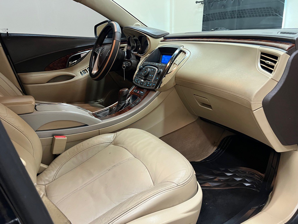 2012 Buick Lacrosse Image 30