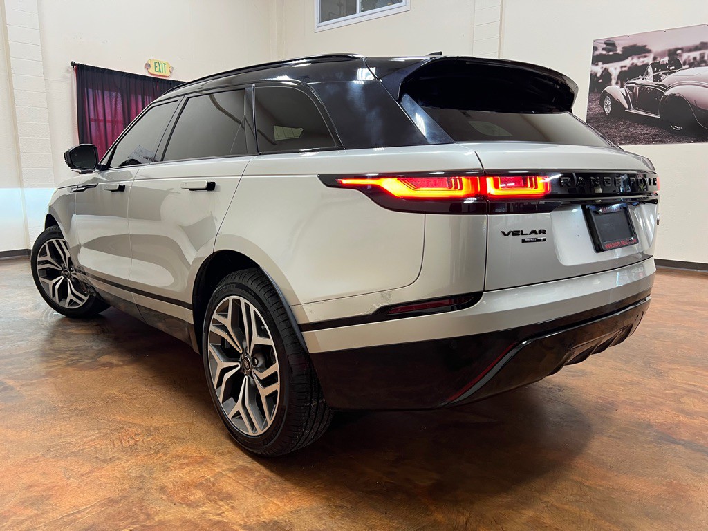 2020 Land Rover Range Rover Image 2