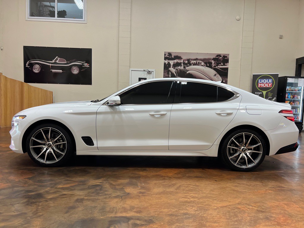 2023 Genesis G70 Image 6