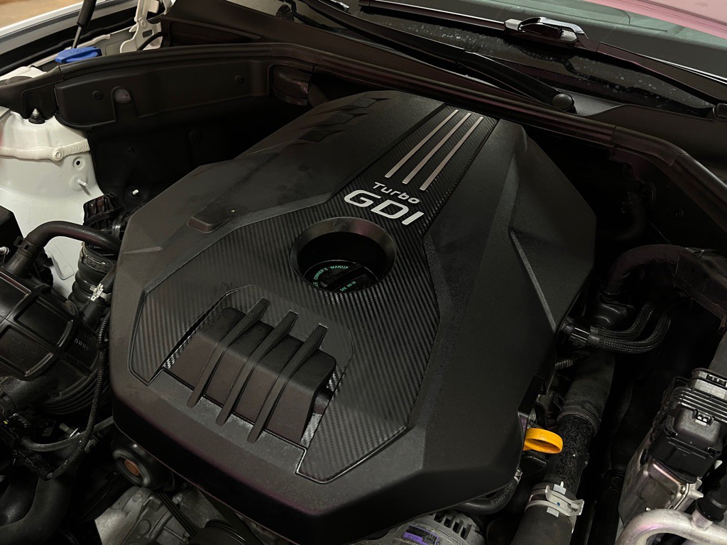 2023 Genesis G70 Image 14