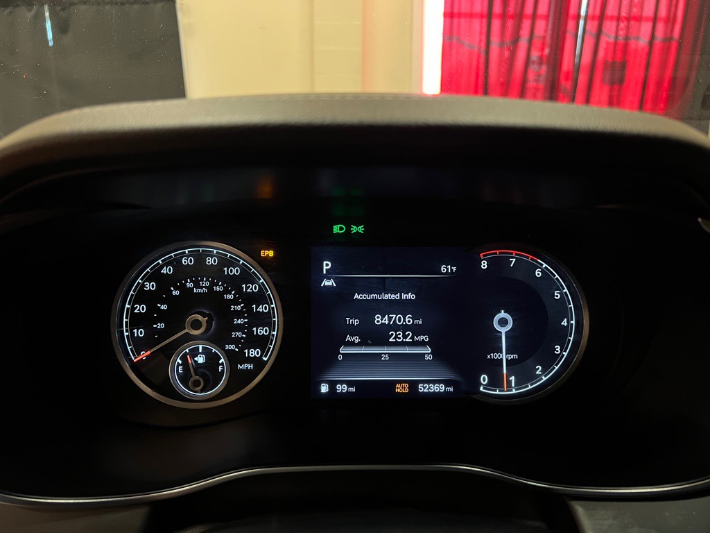 2023 Genesis G70 Image 19