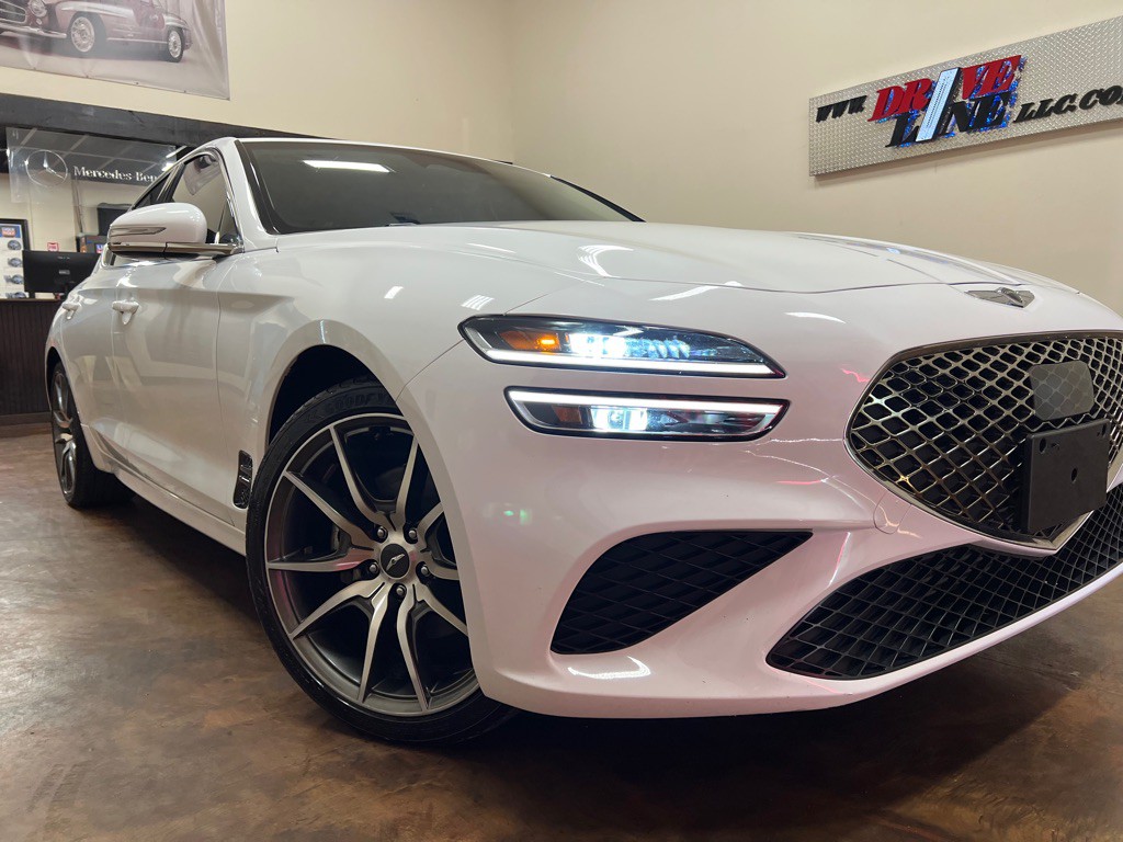 2023 Genesis G70 Image 36