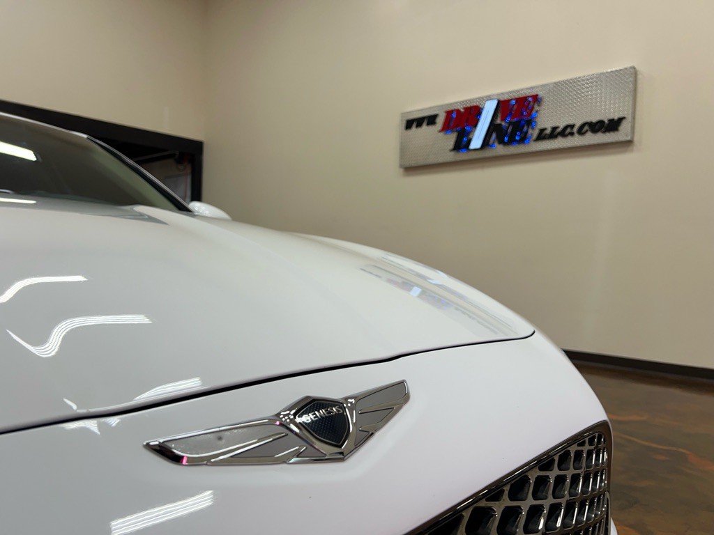 2023 Genesis G70 Image 42