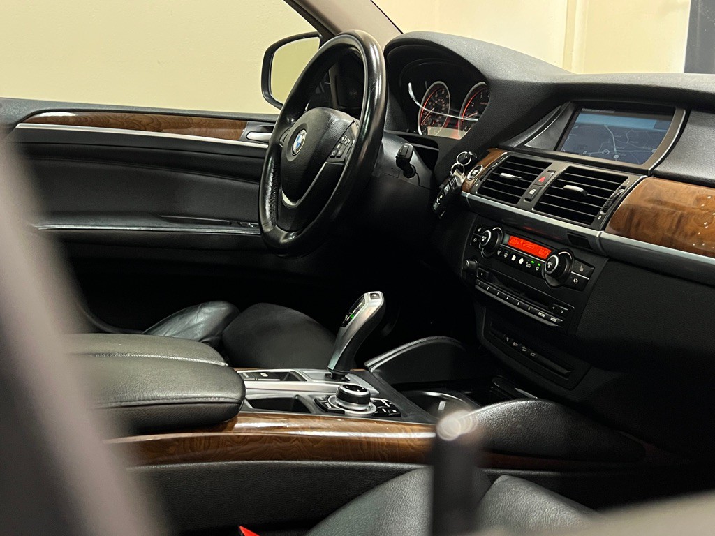2014 BMW X6 Image 21