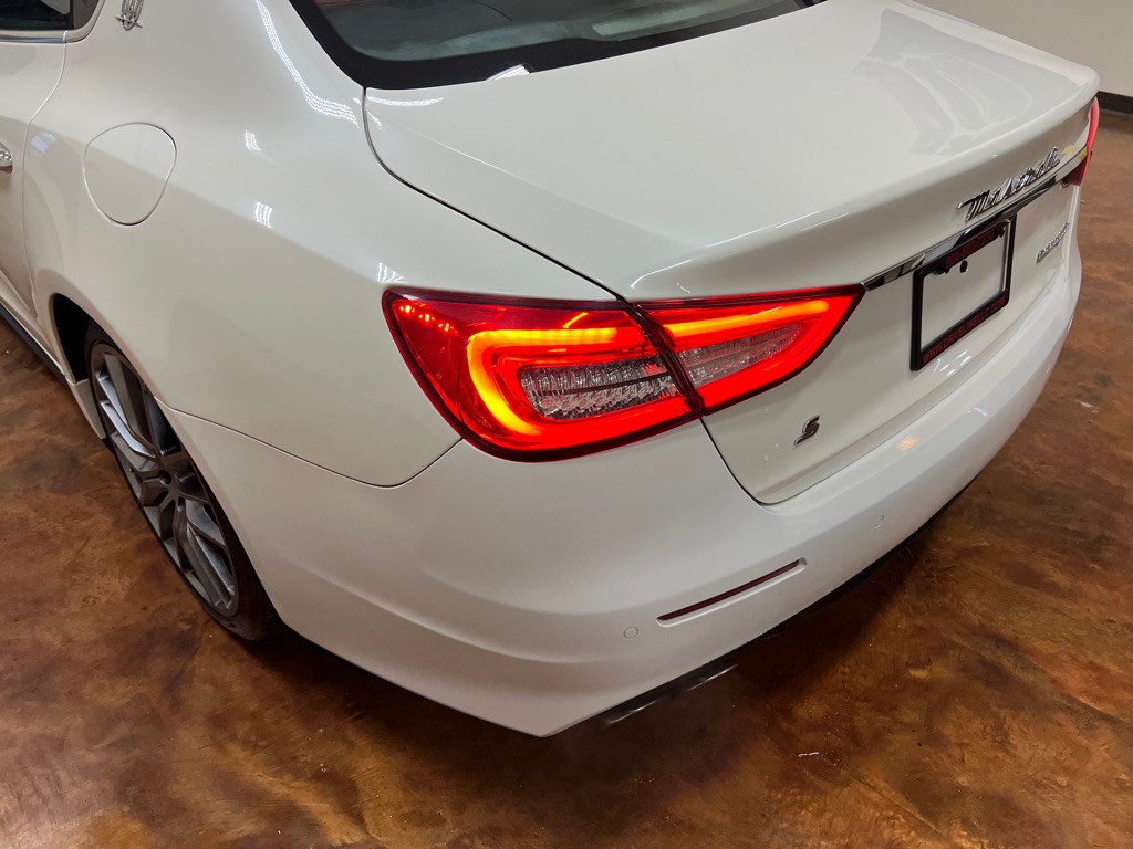 2017 Maserati Quattroporte Image 40